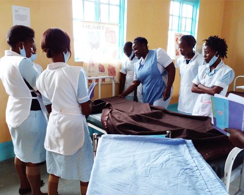 Escuela de enfermería en Zambia